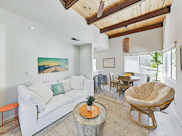 Santa Barbara County Home 1017337