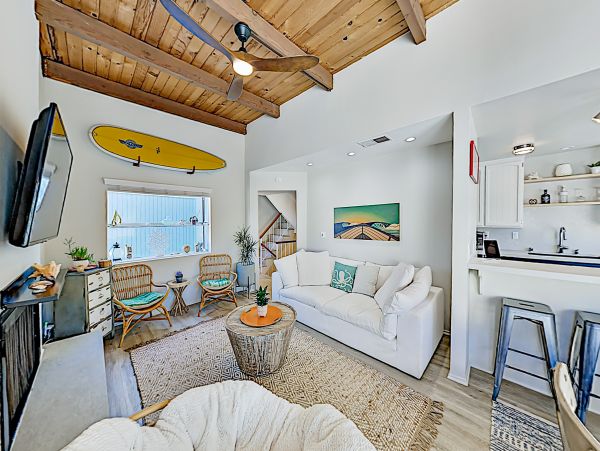 Santa Barbara County Home 1017337