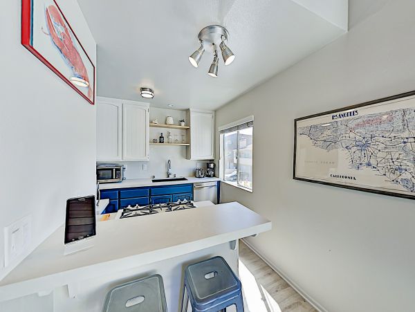 Santa Barbara County Home 1017337