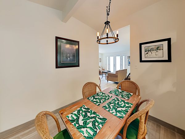 Santa Barbara County Home 1017338
