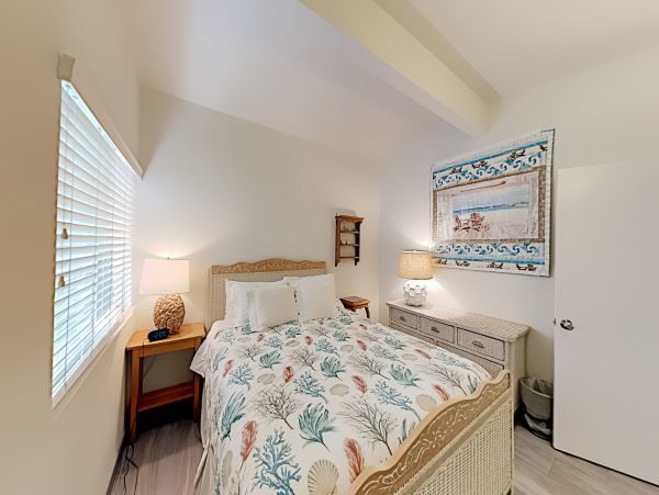 Santa Barbara County Home 1017338