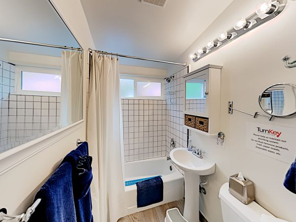 Santa Barbara County Home 1017338