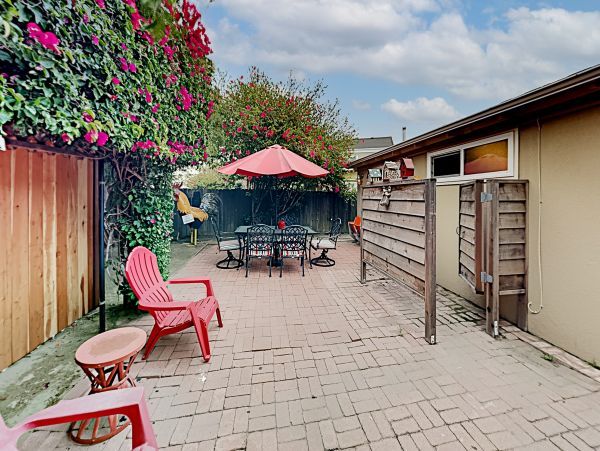 Santa Barbara County Home 1017338