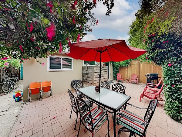 Santa Barbara County Home 1017338