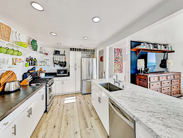 Santa Barbara County Home 1017339