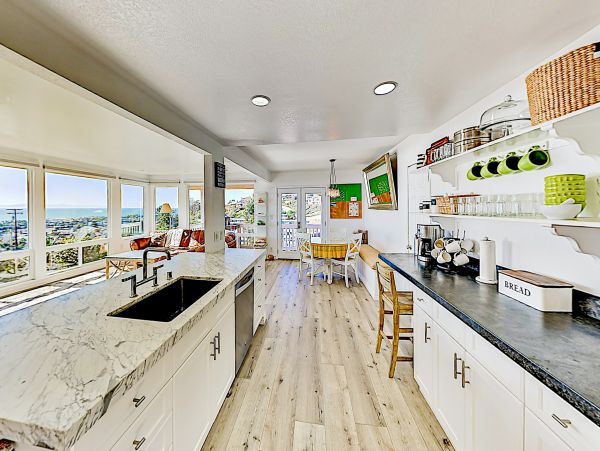 Santa Barbara County Home 1017339