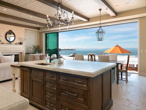Santa Barbara County Home 1017341