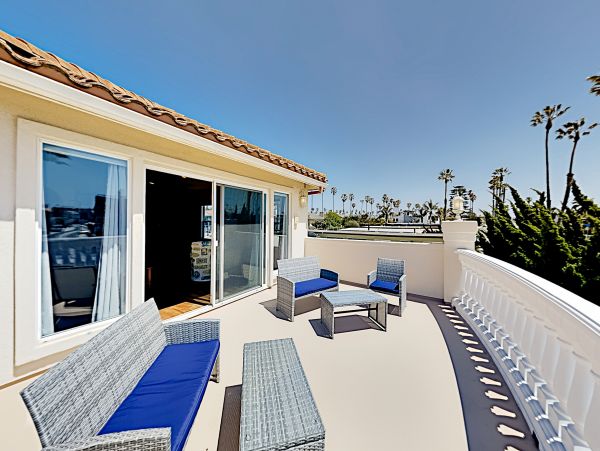Santa Barbara County Home 1017342