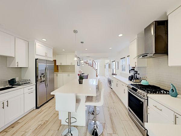Santa Barbara County Home 1017342