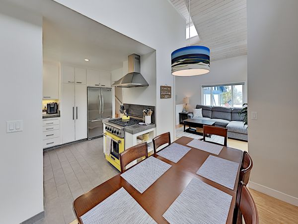 Santa Barbara County Home 1017343