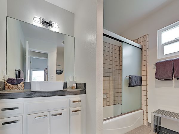 Santa Barbara County Home 1017343