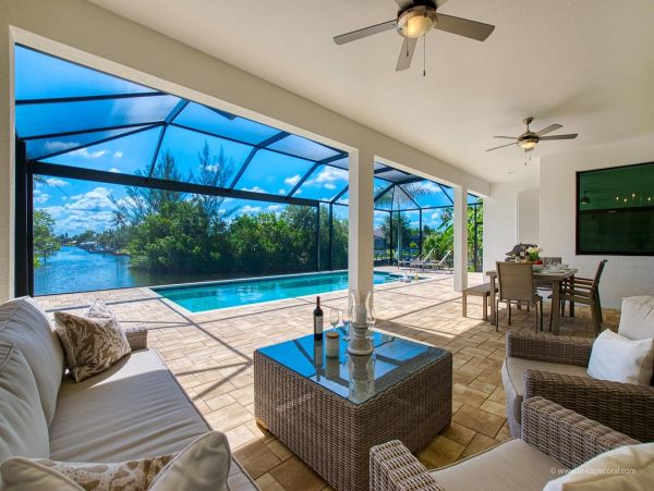 Gorgeous Vacation Villa in Cape Coral Sleeps 6