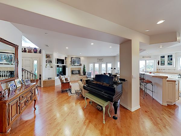 Santa Barbara County Home 1017345