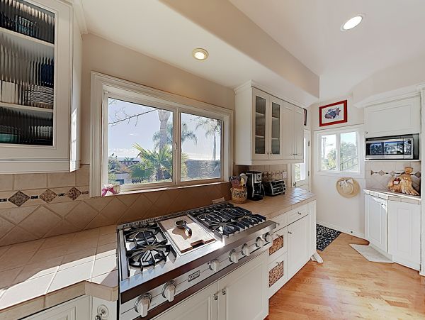 Santa Barbara County Home 1017345