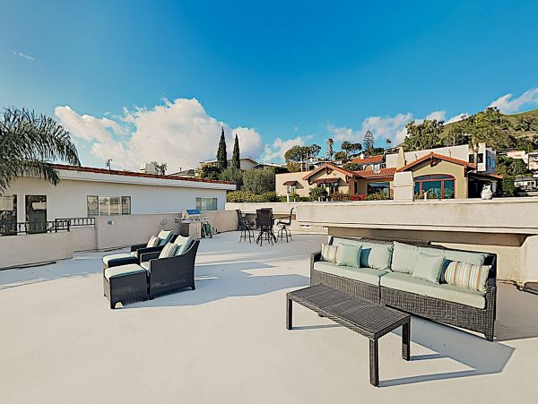 Santa Barbara County Home 1017345