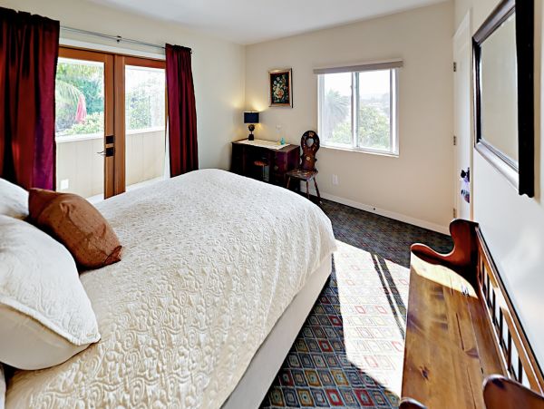 Santa Barbara County Home 1017348