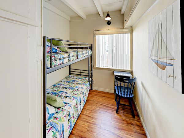 Santa Barbara County Home 1017349