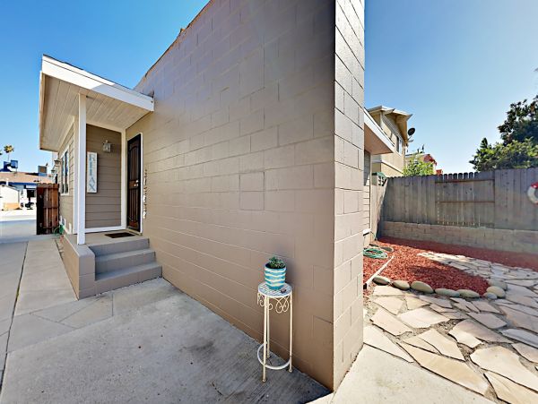 Santa Barbara County Home 1017349