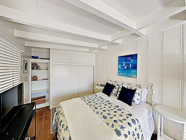Santa Barbara County Home 1017349