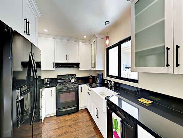 Santa Barbara County Home 1017351