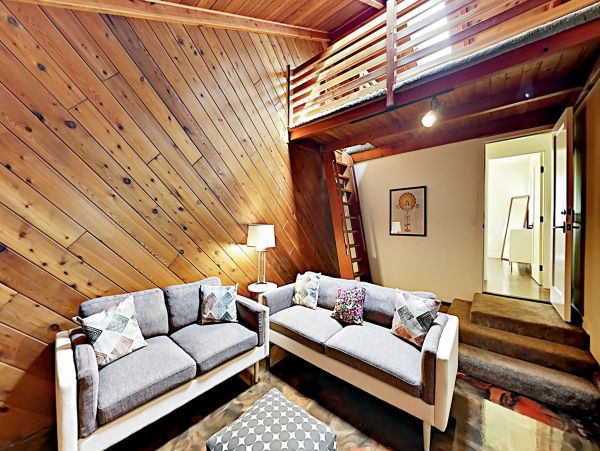 Santa Barbara County Home 1017351
