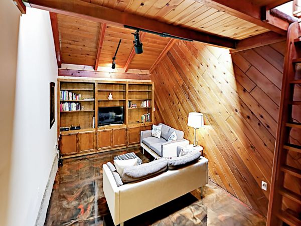 Santa Barbara County Home 1017351