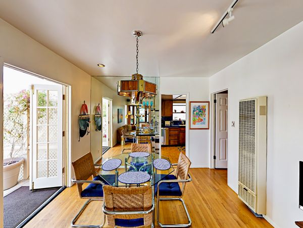 Santa Barbara County Home 1017351