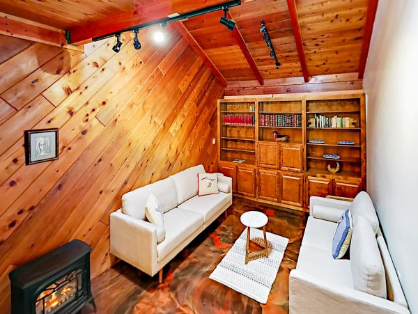 Santa Barbara County Home 1017351