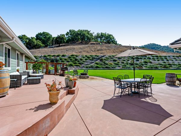 Santa Barbara County Home 1017354