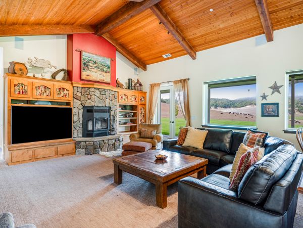 Santa Barbara County Home 1017354
