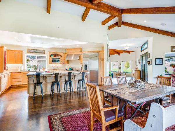 Santa Barbara County Home 1017354