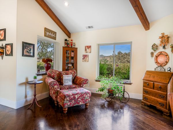 Santa Barbara County Home 1017354