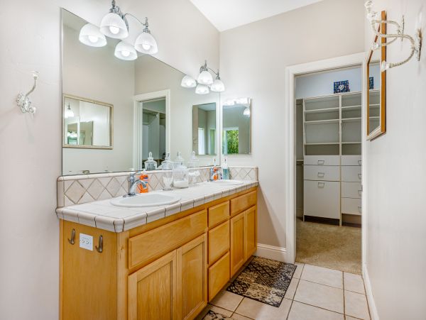 Santa Barbara County Home 1017354