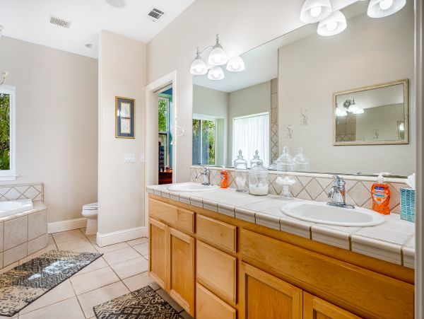 Santa Barbara County Home 1017354