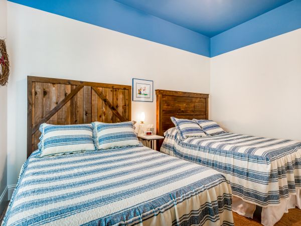 Santa Barbara County Home 1017354