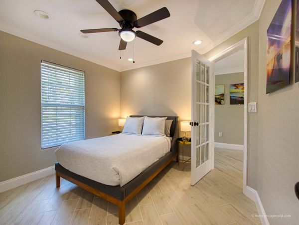 Fantastic 4 Bedroom Vacation Villa Canal View & Private Pool