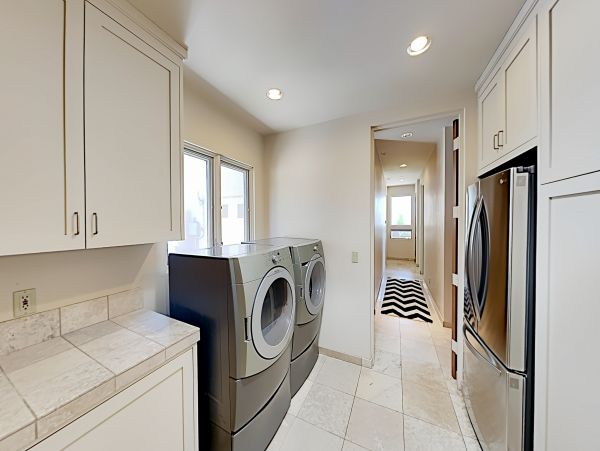 Santa Barbara County Home 1017357