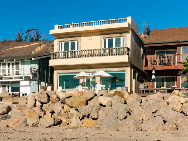 Santa Barbara County Home 1017358