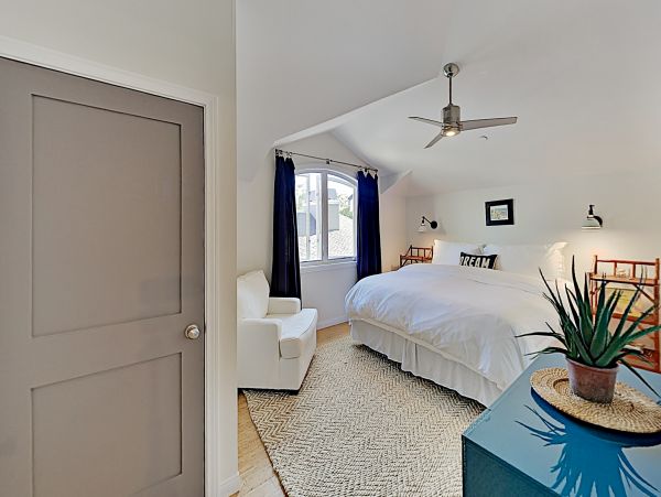 Santa Barbara County Home 1017359
