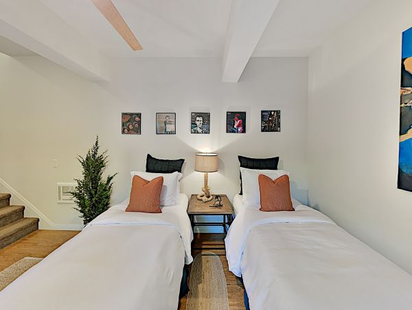 Santa Barbara County Home 1017359