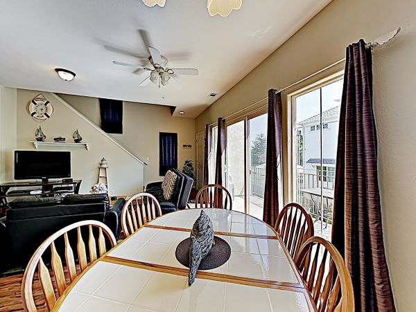 Santa Barbara County Home 1017360