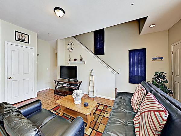 Santa Barbara County Home 1017360
