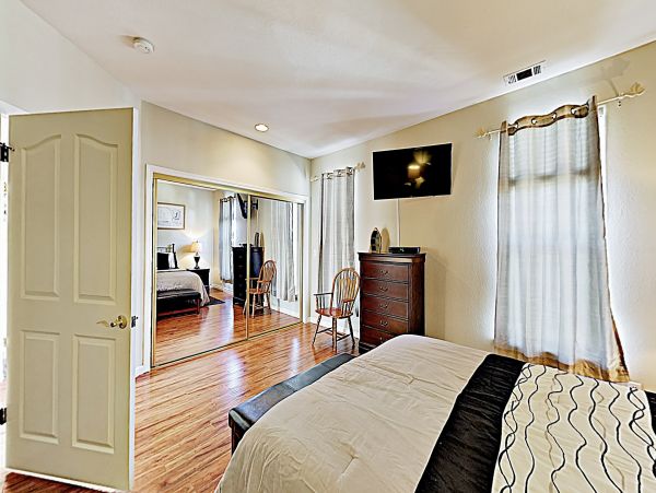 Santa Barbara County Home 1017360