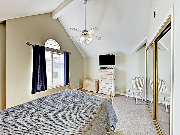 Santa Barbara County Home 1017360