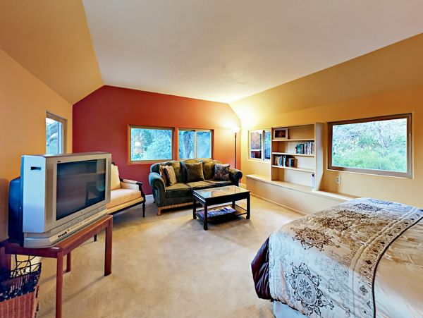 Santa Barbara County Home 1017361