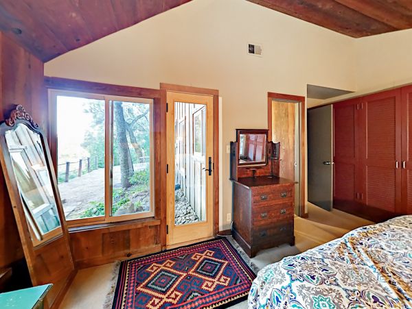 Santa Barbara County Home 1017361