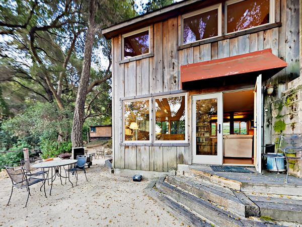 Santa Barbara County Home 1017361