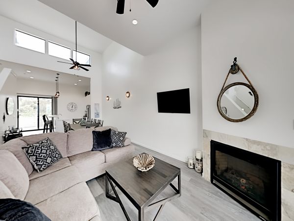Santa Barbara County Home 1017362