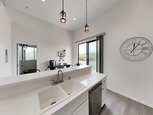 Santa Barbara County Home 1017362