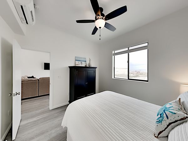 Santa Barbara County Home 1017362
